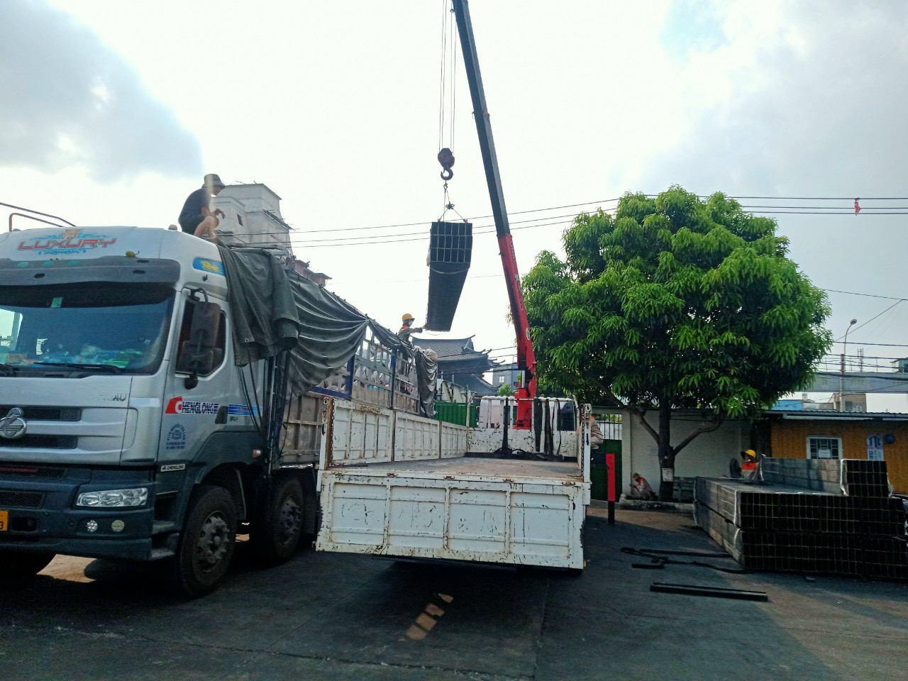 THÉP HỘP 100X200X3MM, THÉP HỘP CHỮ NHẬT 100X200X3LY