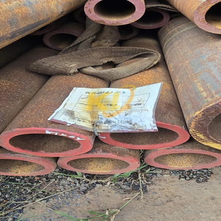 THÉP ỐNG PHI 127 LỖ 95MM/ ỐNG THÉP ĐÚC D127 DÀY 16MM